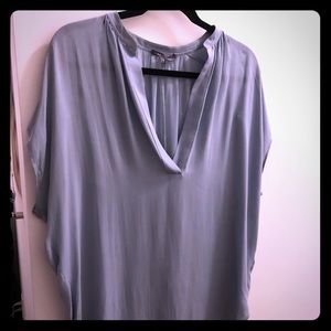 Vince Oversized Blue silk top